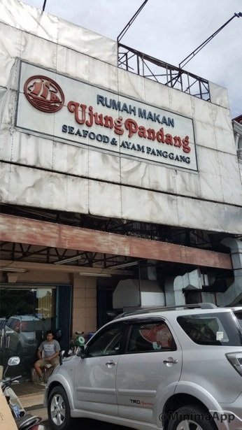 Rumah Makan Ujung Pandang